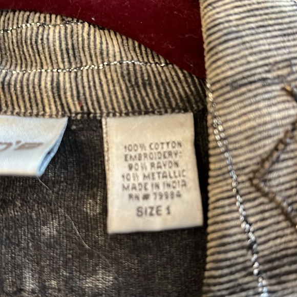 Chicos Black Embroidery Jacket with Metallic threading Size 1=8/10 Medium - Picture 11 of 11